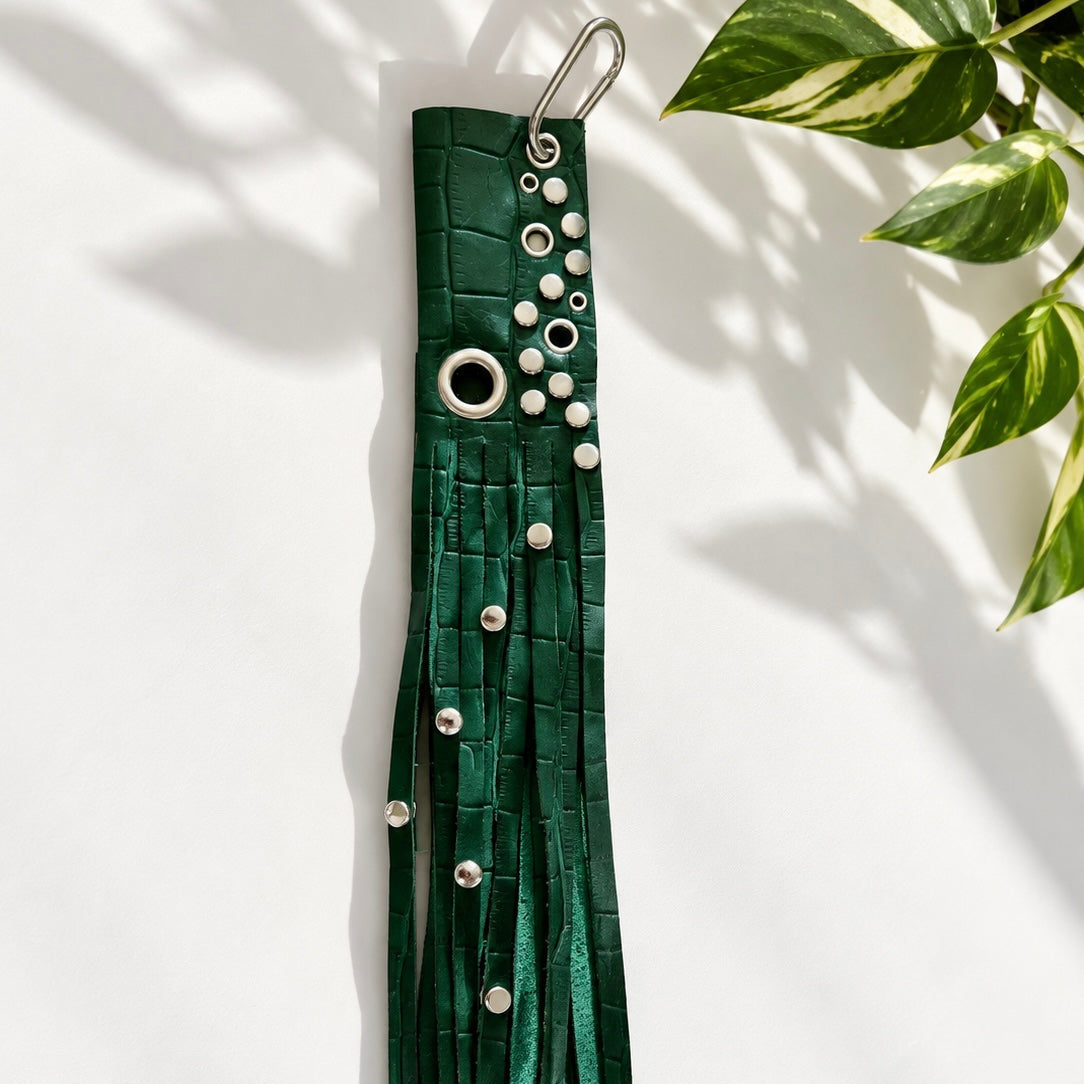 35- green croc fringe case